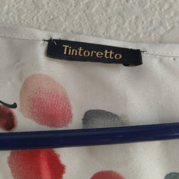 Tintoretto Cream 100% Silk Top with Leaf Print and Flutter Sleeves - Picture 5 of 8